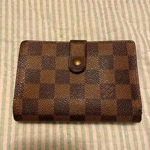 Authentic Louis Vuitton Damier Ebene Kisslock Wallet
